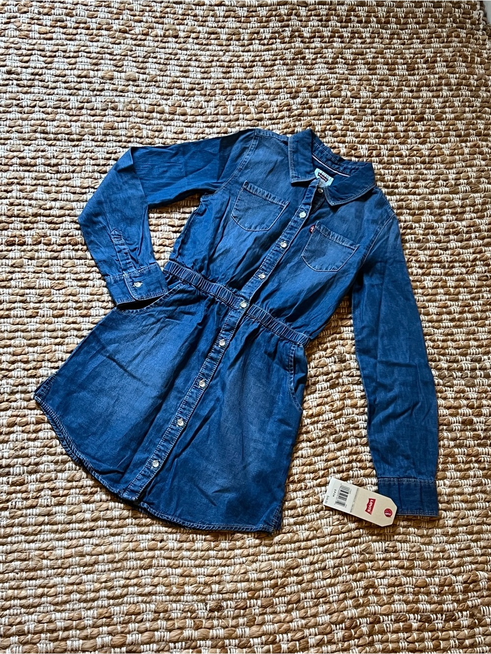 Levi's Dark Blue Denim long Sleeve dress for girls. Button up